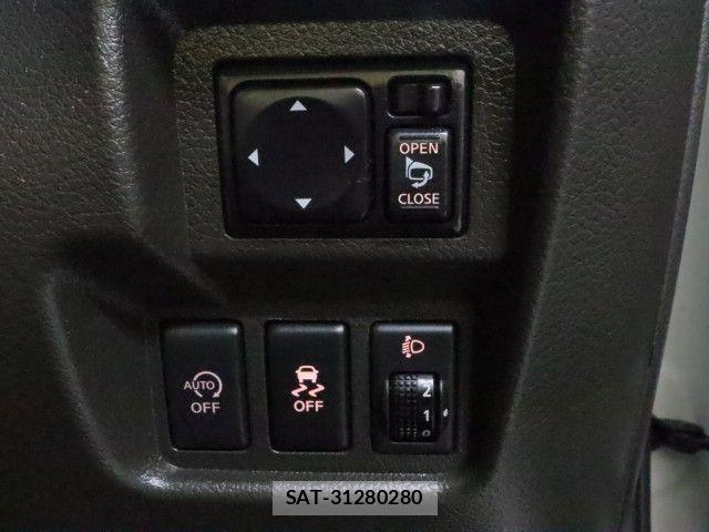 Nissan CUBE 2017-03 7902464-24