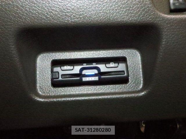 Nissan CUBE 2017-03 7902464-25