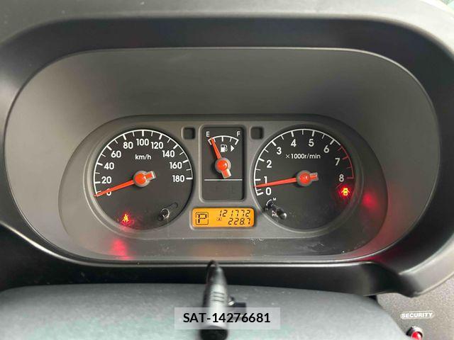 Nissan CUBE 2005-03 7961067-16