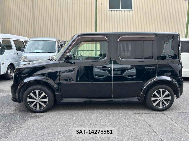 Nissan CUBE 2005-03 7961067-4