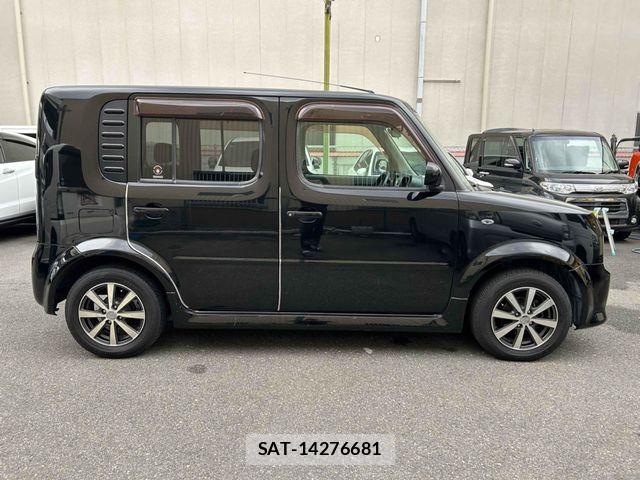 Nissan CUBE 2005-03 7961067-8