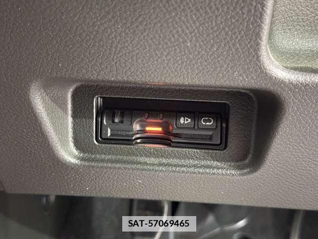 Nissan CUBE 2014-06 7978917-14