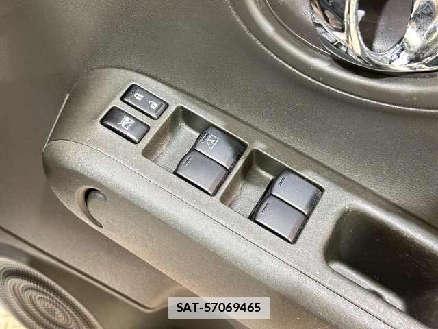 Nissan CUBE 2014-06 7978917-15
