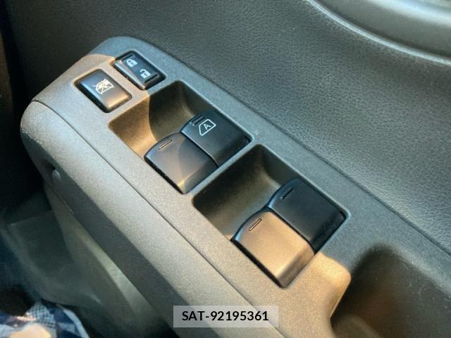 Nissan CUBE 2013-04 7978919-14