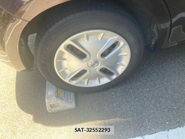 Nissan CUBE 2009-08 8035113-4