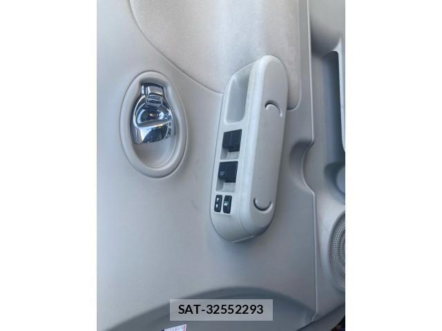 Nissan CUBE 2009-08 8035113-8