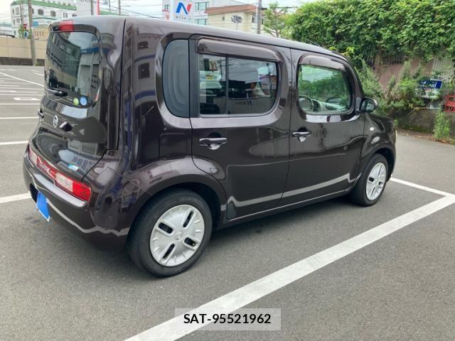Nissan CUBE 2012-03 8035109-10