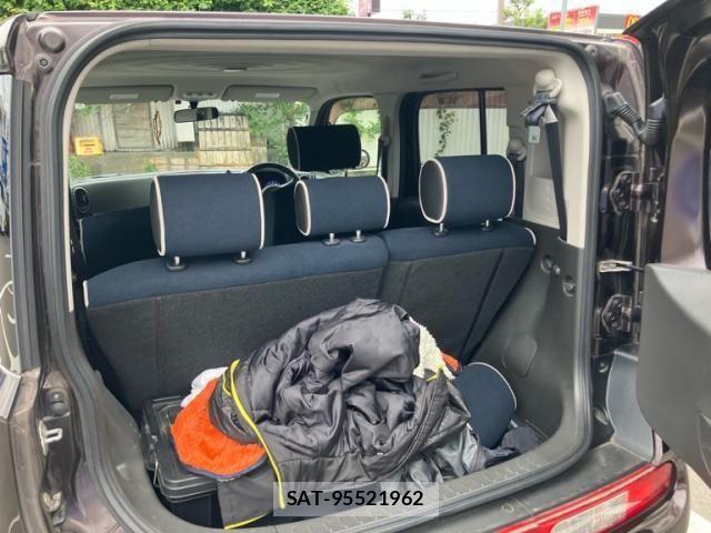 Nissan CUBE 2012-03 8035109-11