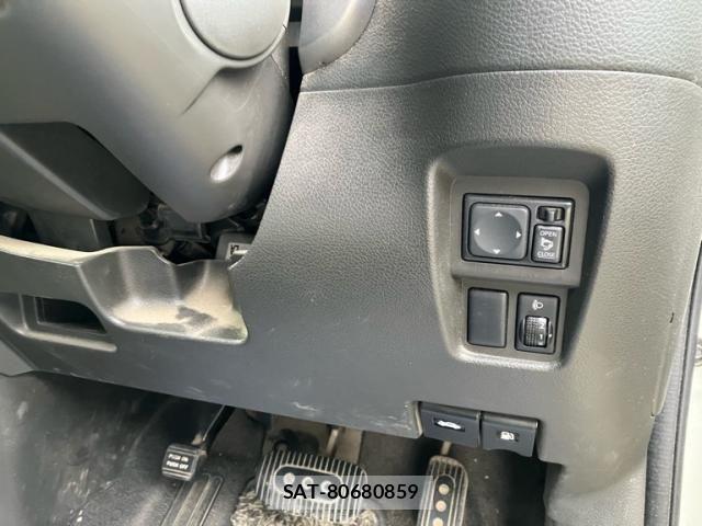 Nissan CUBE 2009-05 8035112-17