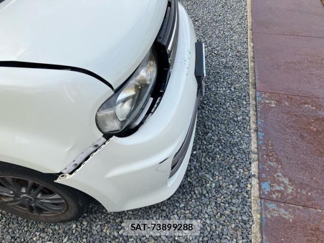 Nissan CUBE 2012-07 8035114-11