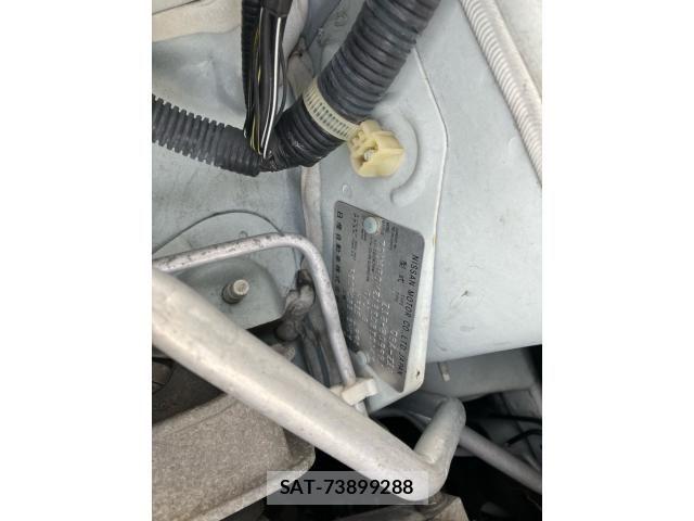 Nissan CUBE 2012-07 8035114-16