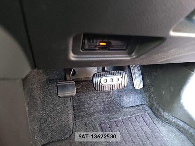 Nissan CUBE 2016-04 8073422-19