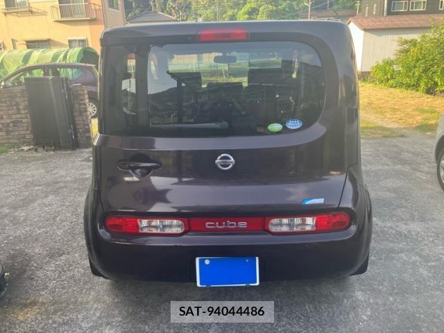 Nissan CUBE 2011-07 8073428-3