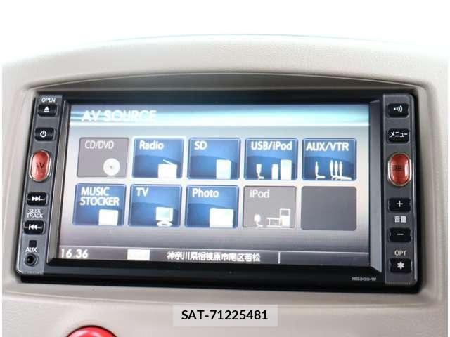 Nissan CUBE 2010-04 8098698-11