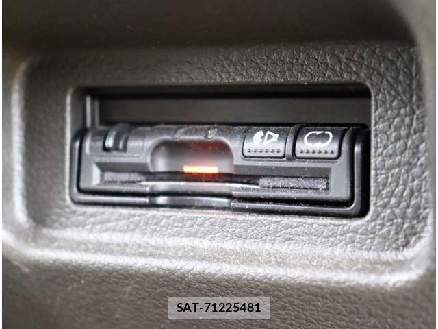 Nissan CUBE 2010-04 8098698-15