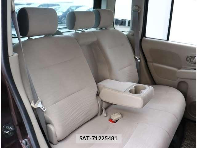 Nissan CUBE 2010-04 8098698-5