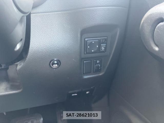 Nissan CUBE 2010-02 8098699-15