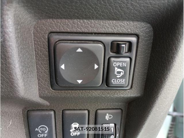 Nissan CUBE 2015-09 8098696-18