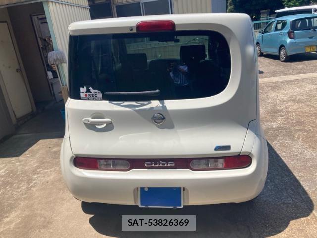 Nissan CUBE 2009-05 8129562-4