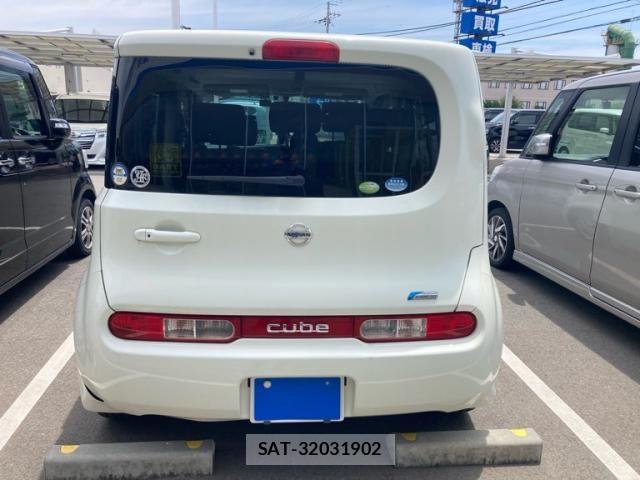 Nissan CUBE 2011-11 8129553-5