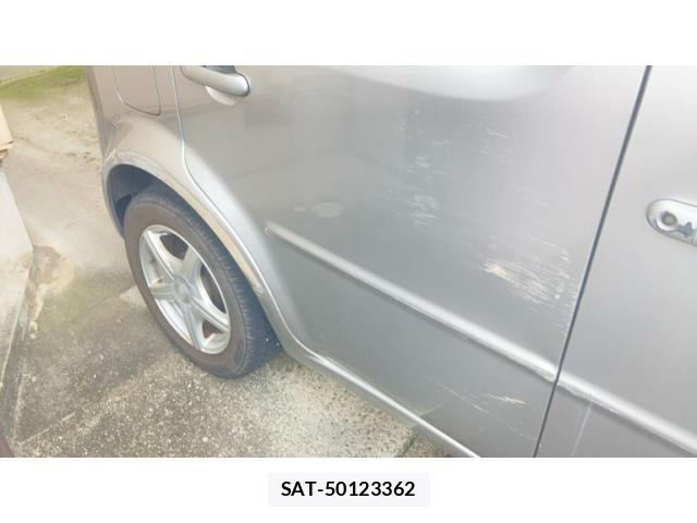 Nissan CUBE 2007-02 8129555-23