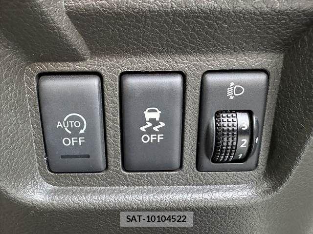 Nissan CUBE 2016-11 8129554-25
