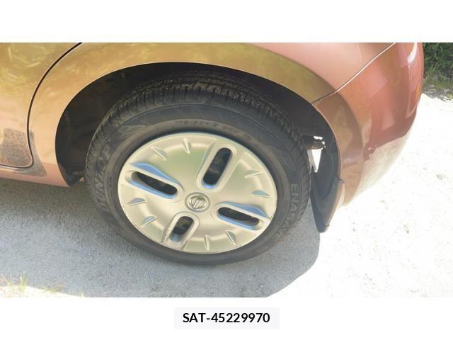 Nissan CUBE 2011-04 8158230-3