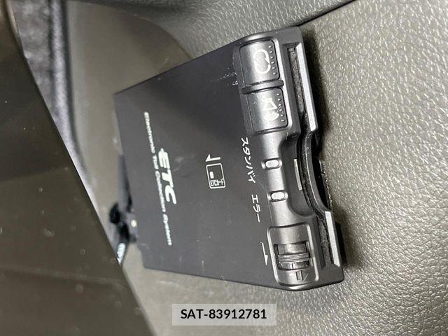 Nissan CUBE 2012-03 8158231-5