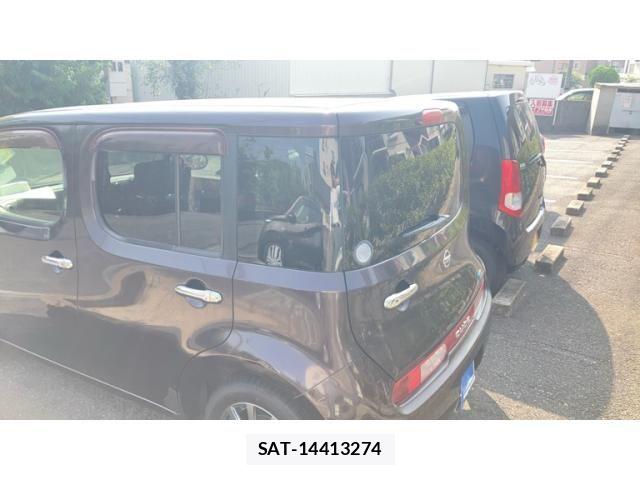 Nissan CUBE 2012-06 8207092-4