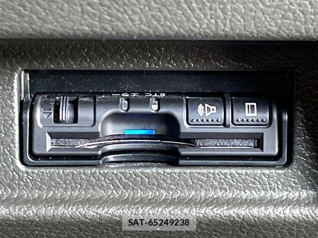 Nissan CUBE 2019-01 8207088-5
