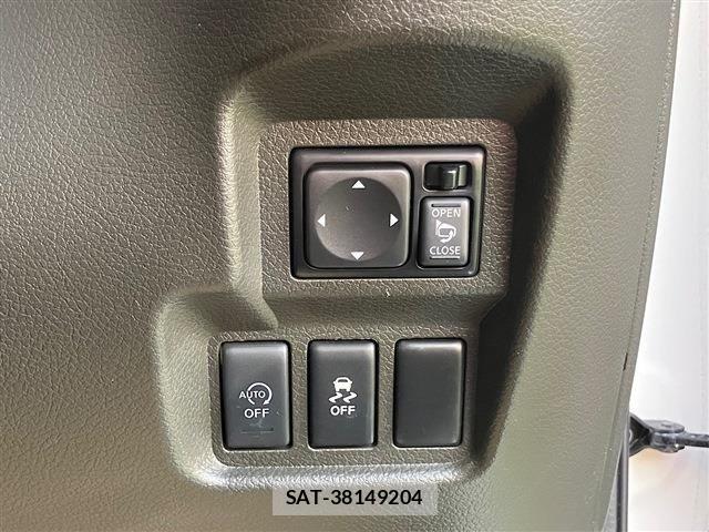 Nissan CUBE 2016-02 8207086-8