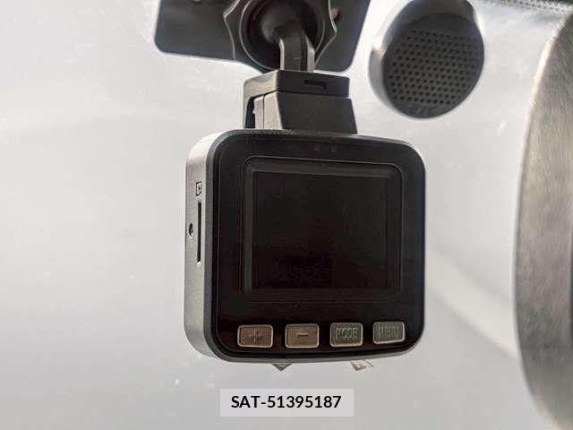 Nissan CUBE 2015-11 8207087-9