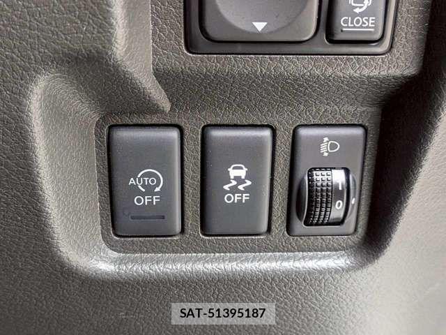Nissan CUBE 2015-11 8207087-8