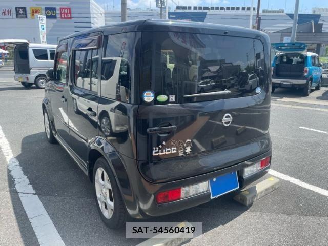 Nissan CUBE 2005-09 8229448-1