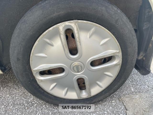 Nissan CUBE 2010-02 8229450-10