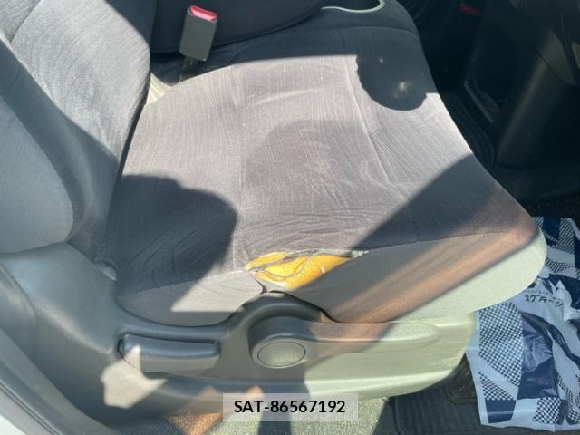 Nissan CUBE 2010-02 8229450-14