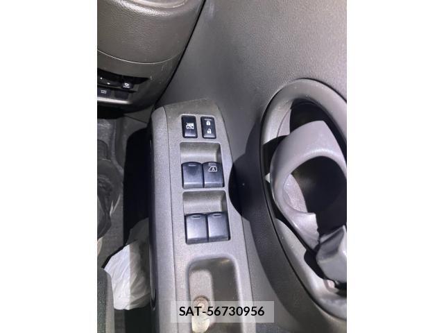 Nissan CUBE 2010-09 8244944-15