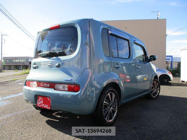 Nissan CUBE 2012-05 8244946-2