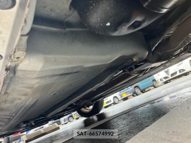 Nissan CUBE 2012-06 8244947-10