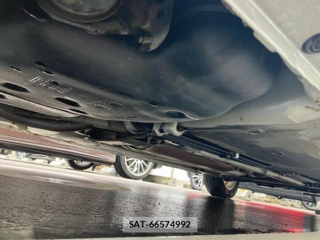 Nissan CUBE 2012-06 8244947-5