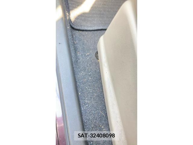 Nissan CUBE 2009-10 8313997-23
