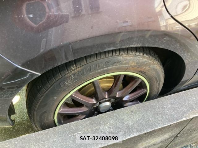 Nissan CUBE 2009-10 8313997-6