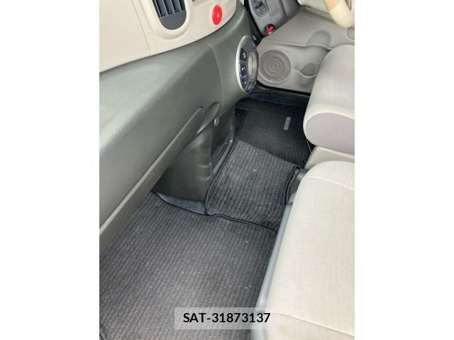 Nissan CUBE 2011-01 8313994-11