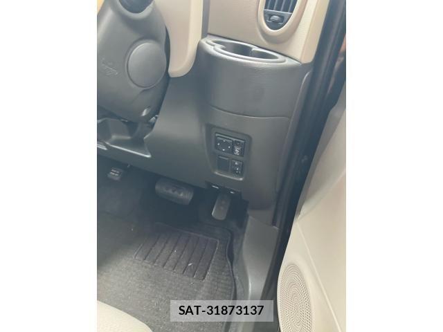 Nissan CUBE 2011-01 8313994-15