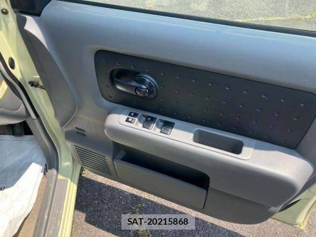 Nissan CUBE 2005-04 8335419-13