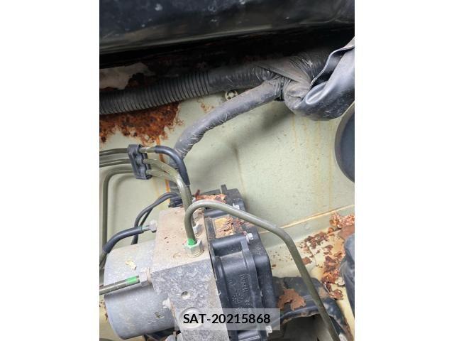 Nissan CUBE 2005-04 8335419-17