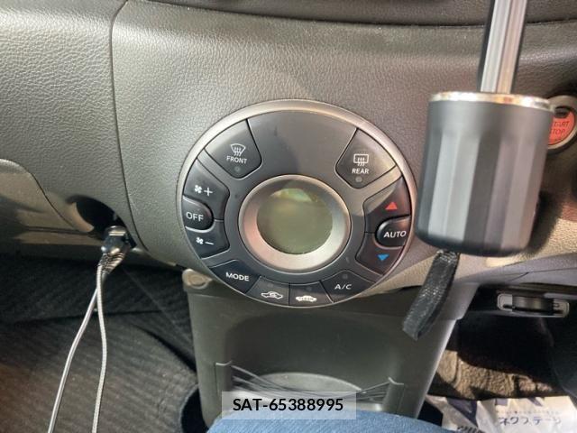 Nissan CUBE 2011-10 8335418-16