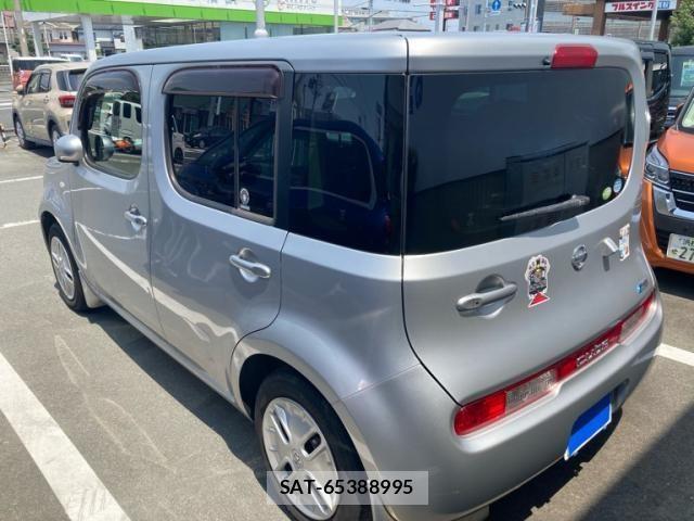 Nissan CUBE 2011-10 8335418-1