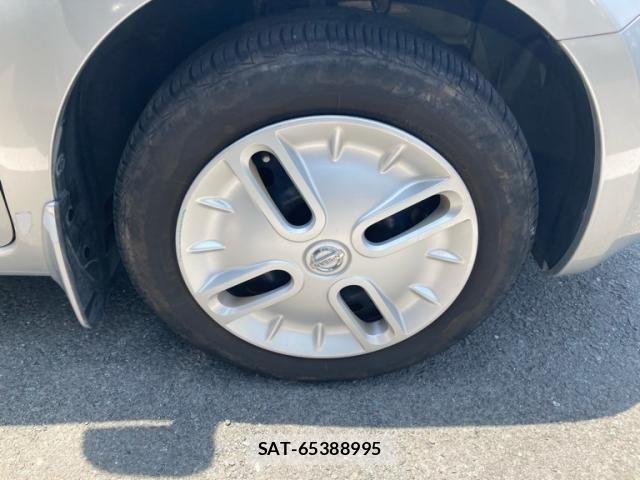 Nissan CUBE 2011-10 8335418-2