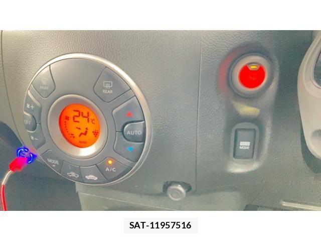 Nissan CUBE 2014-02 8354265-11